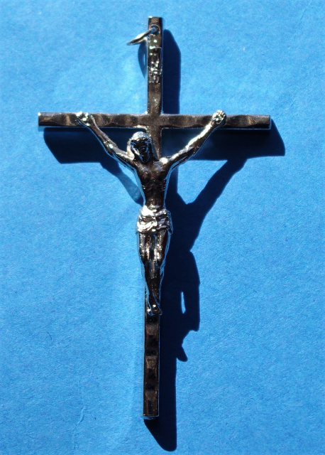 C-32 Crucifix